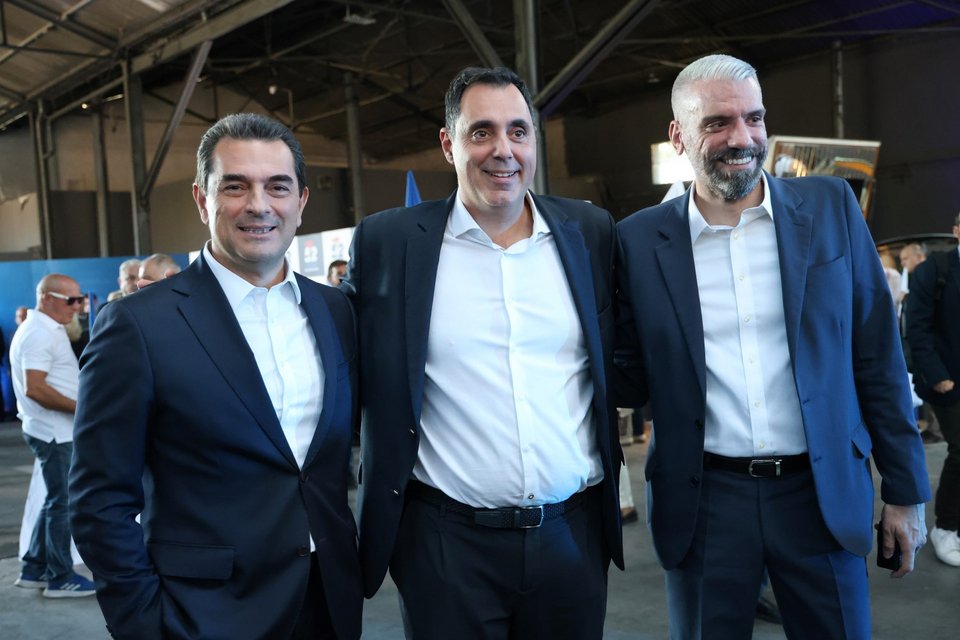 Κώστας Σκρέκας, Γιάννης Σμυρλής / Φωτογραφία: Eurokinissi-ΚΟΝΤΑΡΙΝΗΣ ΓΙΩΡΓΟΣ 