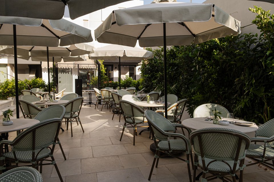Ο κήπος του Maison Colette στην Κηφισιά
