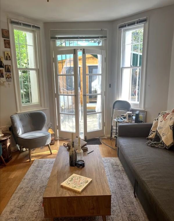 Το airbnb διαμέρισμα που είχαν νοικιάσει η γαλαζοαίματη του Άμπου Ντάμπι και ο φίλος της 