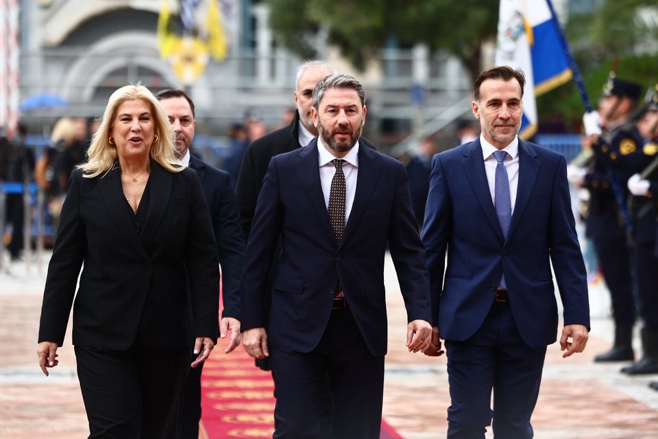 Ο Νίκος Ανδρουλάκης με τη Ράνια Θρασκιά και τον Μιχάλη Χουρδάκη