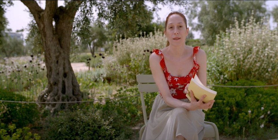 κορα καρβούνη 