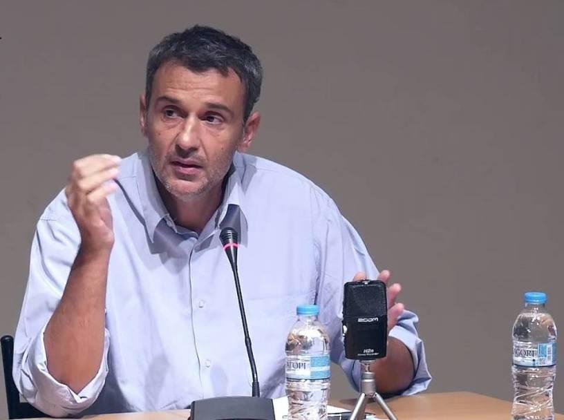 Ο Γιώργος Πετρόπουλος