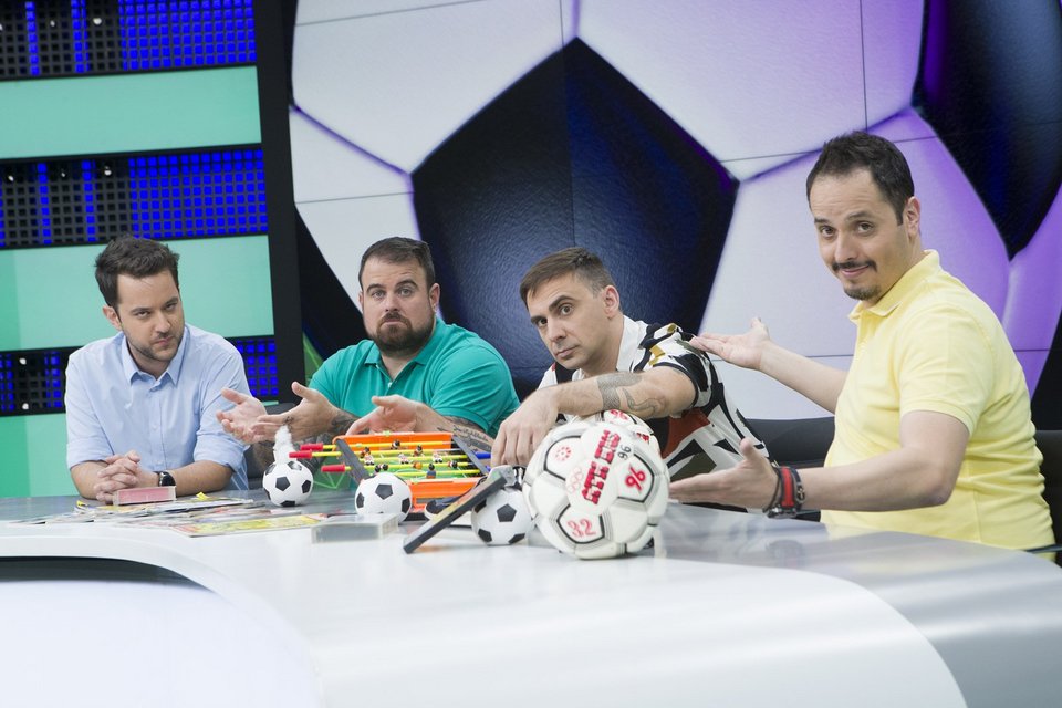 Οι τέσσερις παρουσιαστές της εκπομπής «Στο Πλεχτό»