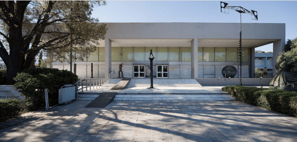 Η Πινακοθήκη της Αθήνας που σχεδίασε μαζί με τον Παύλο Μυλωνά το 1966. Ποτέ δεν ολοκληρώθηκε πλήρως η μελέτη τους και το 1972 τους αφαιρέθηκε η επίβλεψη το έργου. 