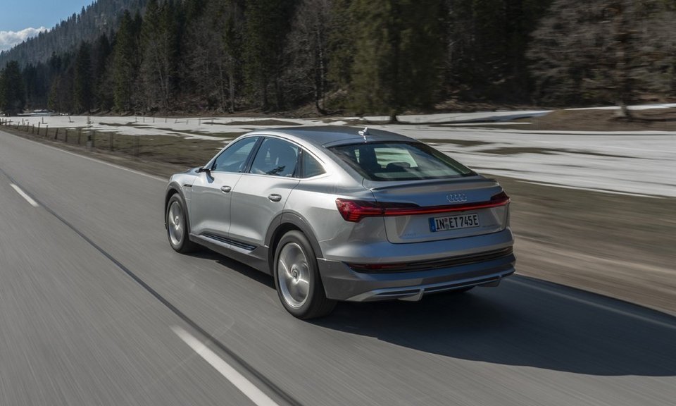 Στην ελληνική αγορά το Audi e-tron Sportback