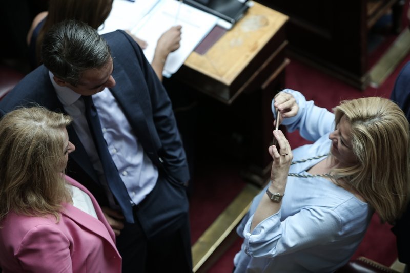 Μητσοτάκη φωτό στη βουλή