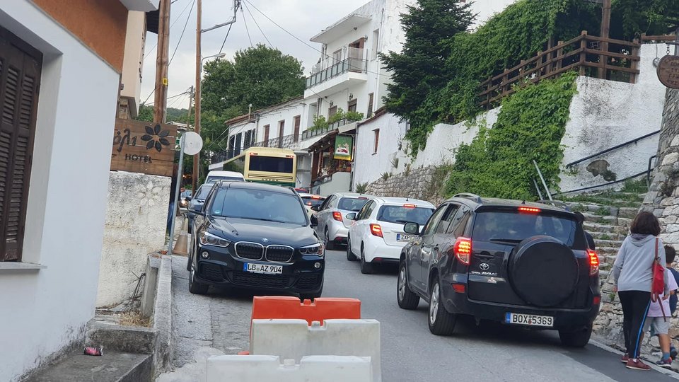 Κίνηση στις Μηλιές Πηλίου