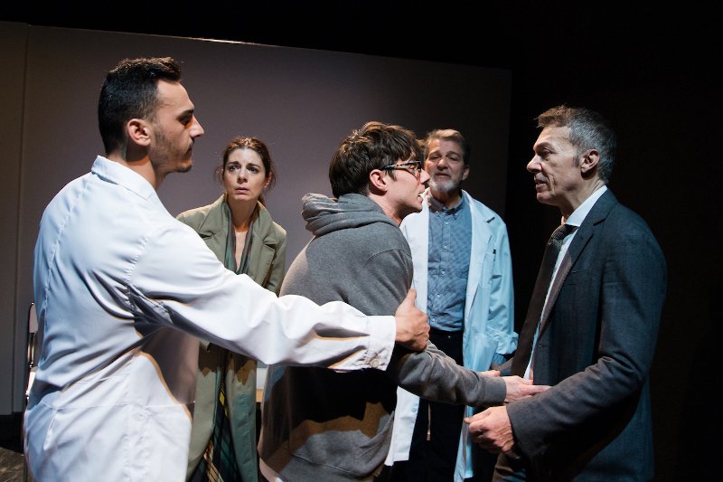 Στην ψυχιατρική κλινική / Φωτογραφία DomnikiMitropoulou