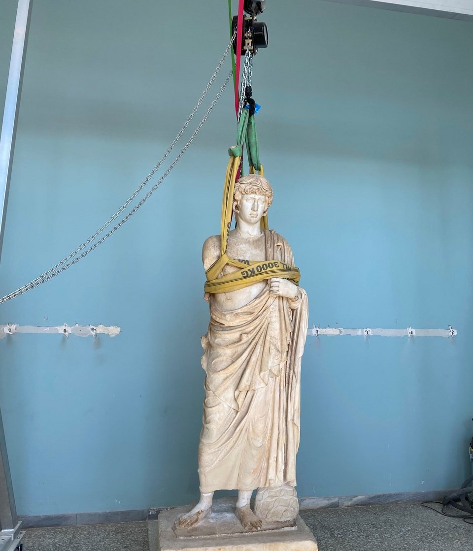 Το άγαλμα του Αντίνοου στο Αρχαιολογικό Μουσείο