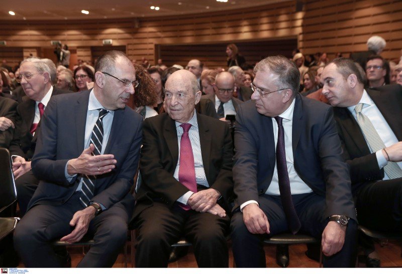 Γιώργος Γεραπετρίτης, Κώστας Σημίτης, Τάκης Θεοδωρικάκος