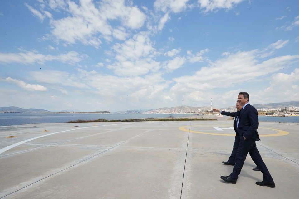 Ο Κυριάκος Μητσοτάκης στον Πειραιά