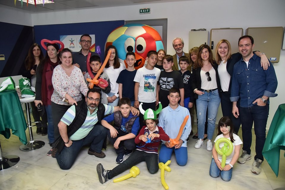 Η «τυχερή» κάμερα του ΟΠΑΠ ζουμάρει και μοιράζει μοναδικά δώρα στους φιλάθλους του Παναθηναϊκού 