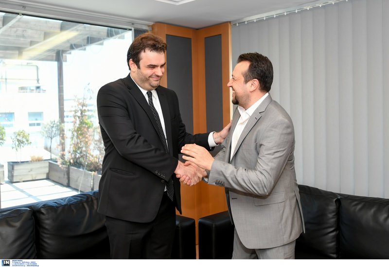 Ο Κυριάκος Πιερρακάκης με τον Νίκο Παππά