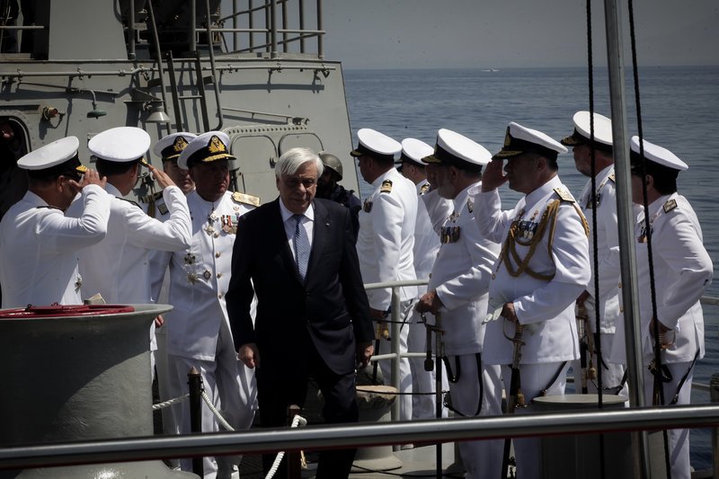 Σε επιθεώρηση του Στόλου προχώρησε ο Πρόεδρος της Δημοκρατίας
