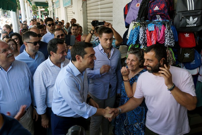 Ο κ. Τσίπρας είχε συνομιλία με νέους εργαζόμενους στον τομέα του τουρισμού