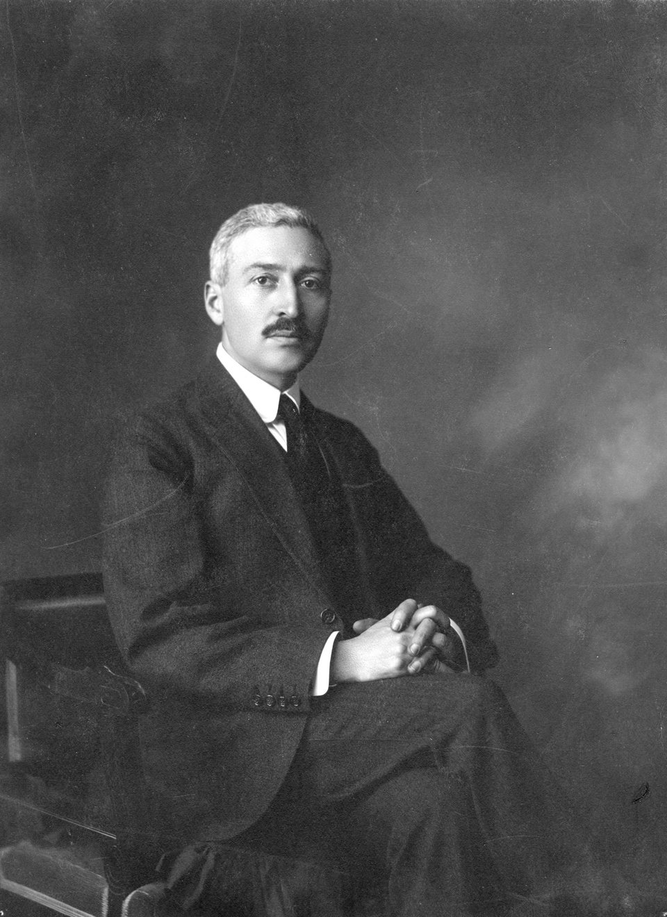 Ο Ίων Δραγούμης, 1915 περίπου / Αρχείο ΑΣΚΣΑ