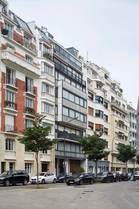 Η πρόσοψη του Immeuble Molitor