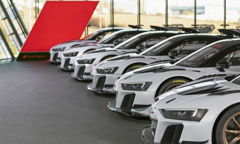 AUDI