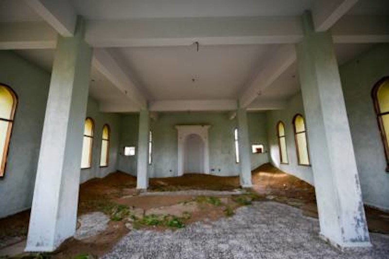 Tα περισσότερα σπίτια στο Αλ Μαντάμ φαίνεται ότι χτίστηκαν τη δεκαετία του 1970.