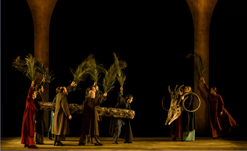   Στιγμιότυπο από την παράσταση που κάνει πρεμέρα στη Στέγη στις 3 Οκτωβρίου/ Φωτογραφία Ελίνα Γιουνανλή  