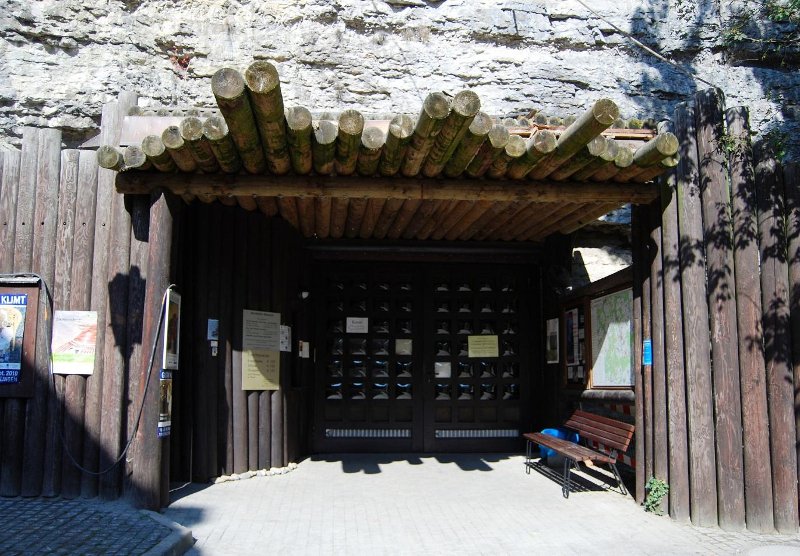 H είσοδος του Αtomkeller Museum στο Χάιγκερλοχ της νοτιοδυτικής Γερμανίας, όπου βρισκόταν το μυστικό πυρηνικό εργαστήριο του Βέρνερ Χάιζενμπεργκ και της ομάδας του.