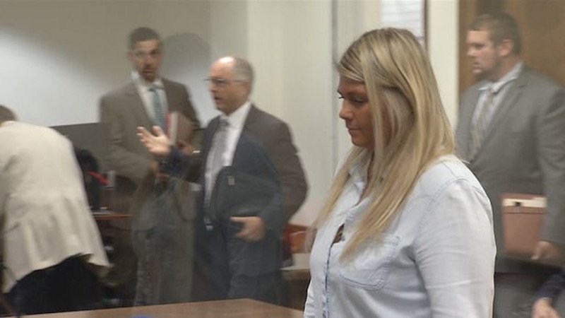 Η δασκάλα θα καθίσει στο εδώλιο στις 9 Μαρτίου.
