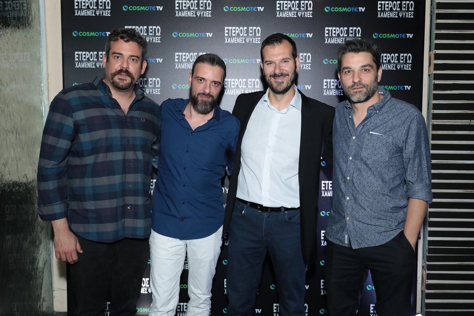 Από αριστερά: Πυγμαλίων Δαδακαρίδης, Σωτήρης Τσαφούλιας, ο Executive Director της COSMOTE TV, Δημήτρης Μιχαλάκης και ο Πέτρος Λαγούτης