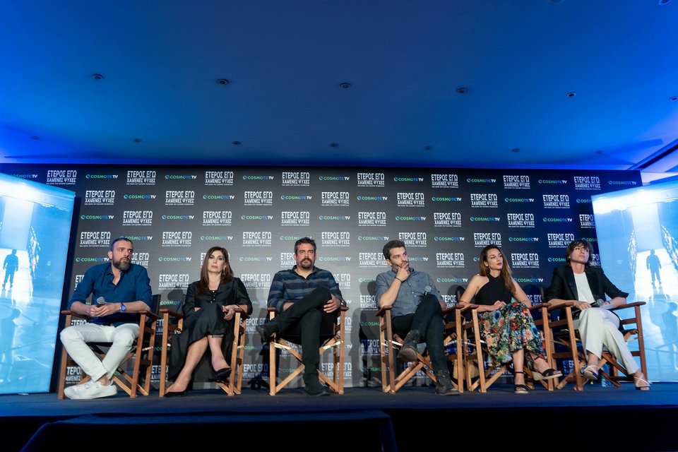 Από αριστερά: Σωτήρης Τσαφούλιας, Κατερίνα Διδασκάλου, Πυγμαλίων Δαδακαρίδης, Πέτρος Λαγούτης, Βίκυ Παπαδοπούλου και η δημοσιογράφος Χριστίνα Μπίθα