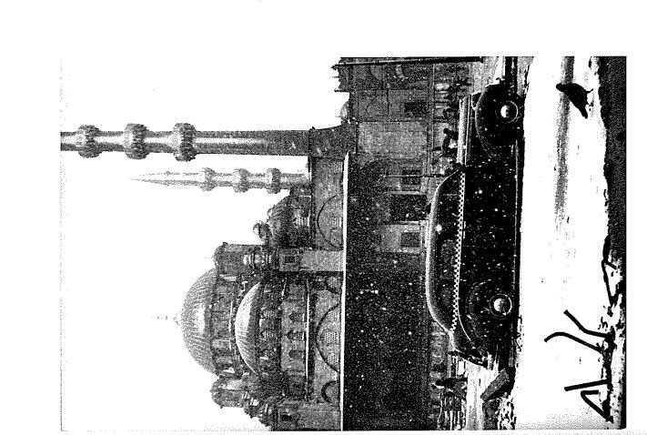 Φωτογραφία από την νέα εμπλουτισμένη έκδοση του Ιστανμπούλ του Ορχάν Παμούκ από τις Εκδόσεις Πατάκη