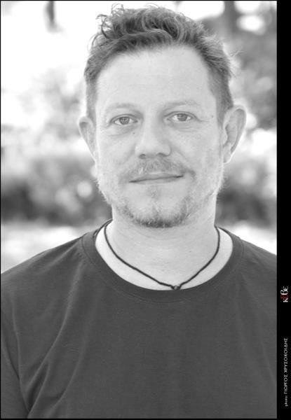 Βαγγέλης Χατζηνικολάου 