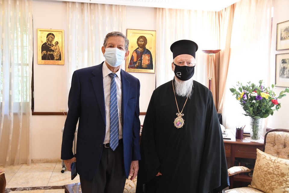 Ο ειδικός απεσταλμένος της UNESCO κύριος Bouchenaki με τον Οικουμενικό Πατριάρχη τον Οκτώβριο / Νίκος Μαγγίνας Οικουμενικό Πατριαρχείο