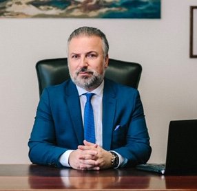 Δρ. Αναστάσιος Βεκρής, Πλαστικός Χειρουργός, Μέλος της ISHRS, Επιστημονικός Διευθυντής Advanced Hair Clinics