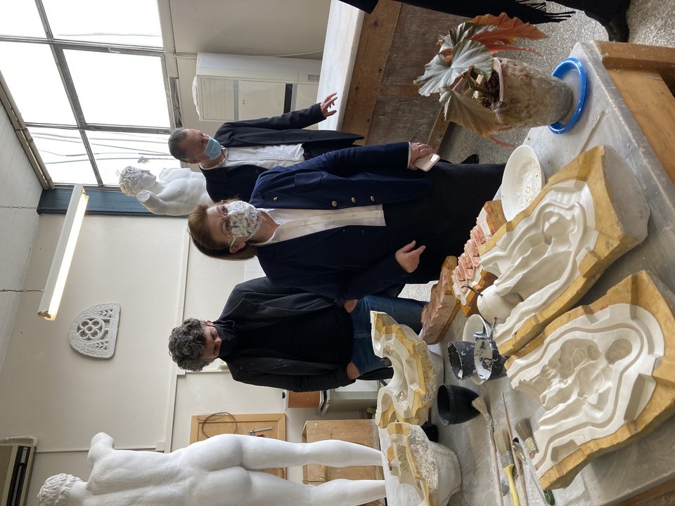 λινα μενδωνη 