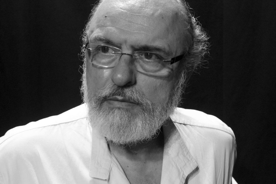 καπελώνης Κωστής
