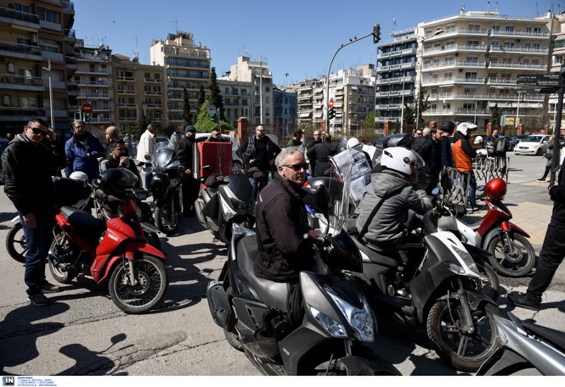 Μοτοπορεία κούριερ στο κέντρο της Θεσσαλονίκης