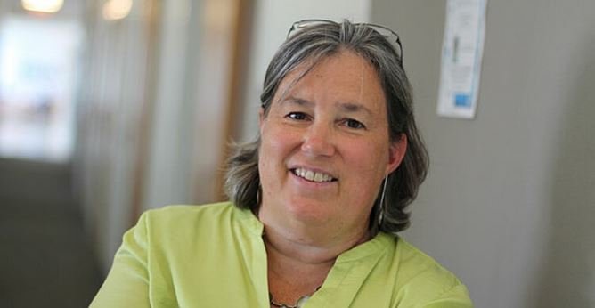 Η επικεφαλής επιστημονική σύμβουλος της Moderna, Μελίσα Μουρ