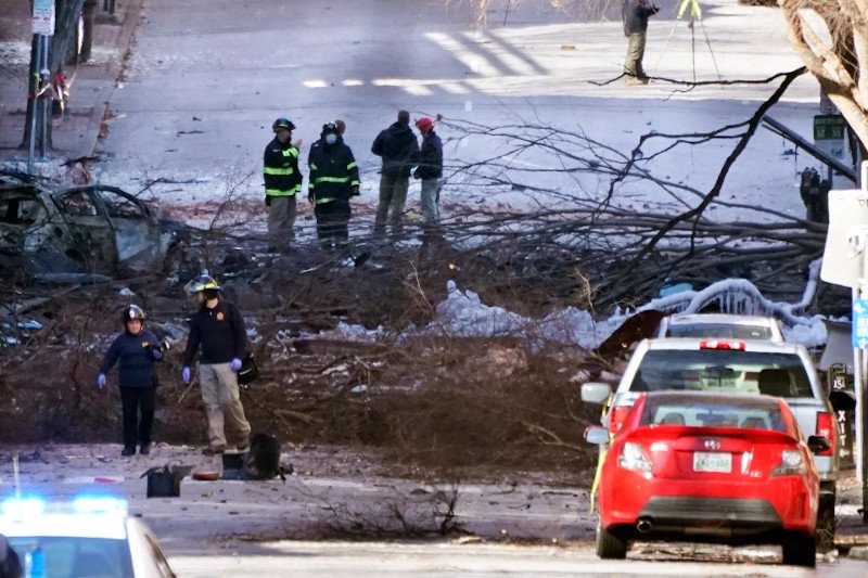 Η έκρηξη προκάλεσε ζημιές σε τουλάχιστον 40 επιχειρήσεις και δεκάδες σπίτια στο Νάσβιλ