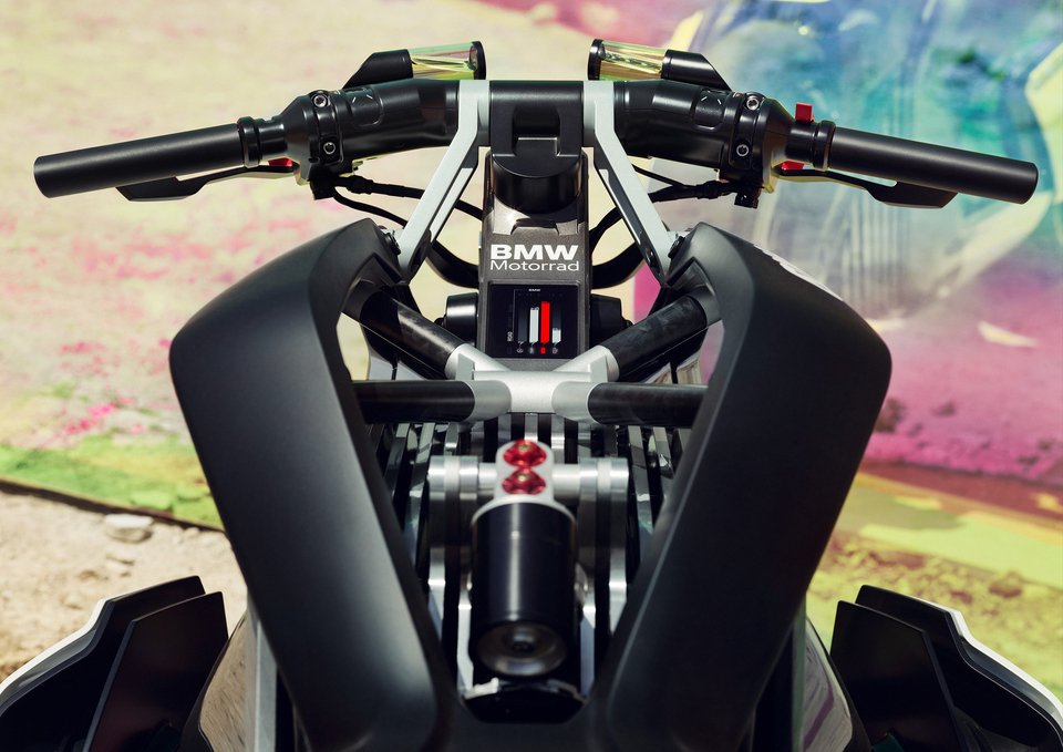 Η συνολική εμφάνιση του BMW Motorrad Vision DC αποπνέει μία ανάλαφρη αίσθηση
