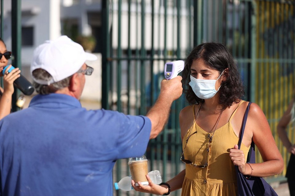 Πριν από την είσοδο στο χώρο εκδηλώσεων