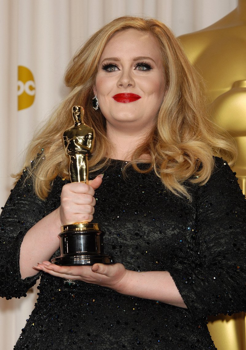 Adele: Η μεγάλη αλλαγή μετά το διαζύγιο – To χάσιμο κιλών και η διατροφή (photos) | nidozaragoza.es
