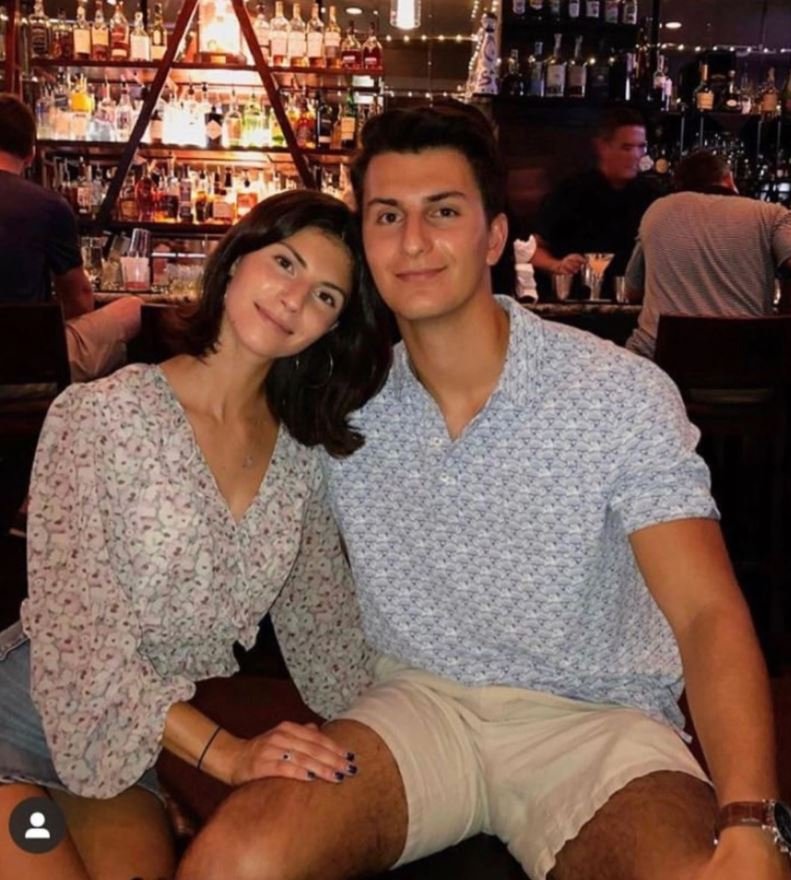  αυτοί οι δύο είναι αδέρφια