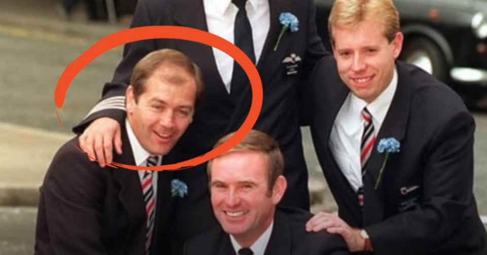 Ο αεροσυνοδός Νάιτζελ Ογκντεν και ο Αλαστερ Ατσισον