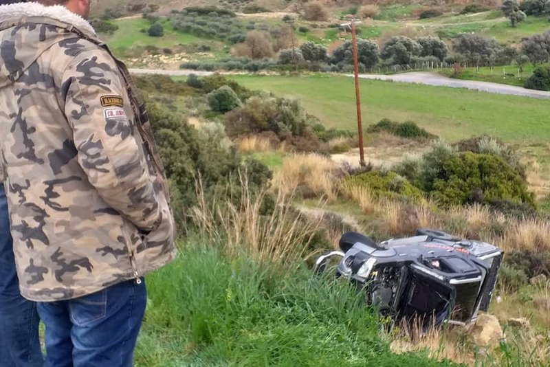 Το αγροτικό που οδηγούσε η γυναίκα αναποδογυρισμένο στον γκρεμό