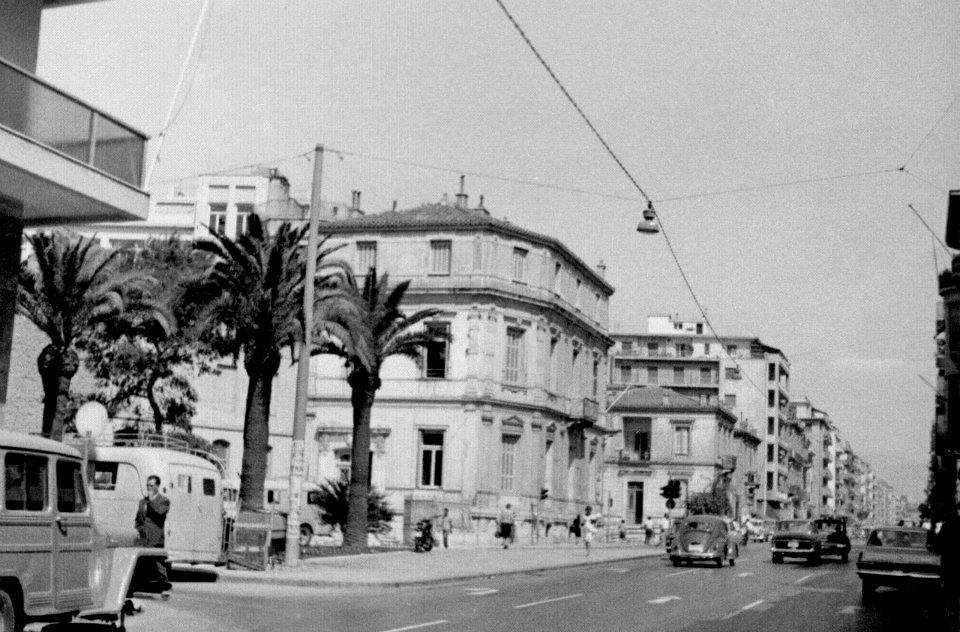 Η οδός Αχαρνών στη συμβολή της με την οδό Σουρμελή το 1938/Φωτογραφία arsakeio.gr