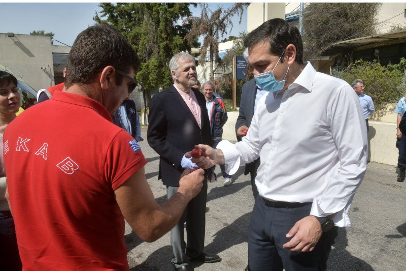 Αλέξης Τσίπρας ΕΚΑΒ Πάσχα