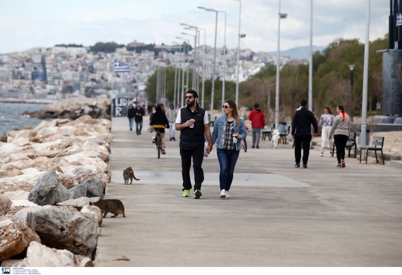 Βόλτες στον Άλιμο/ Φωτογραφία: INTIME News