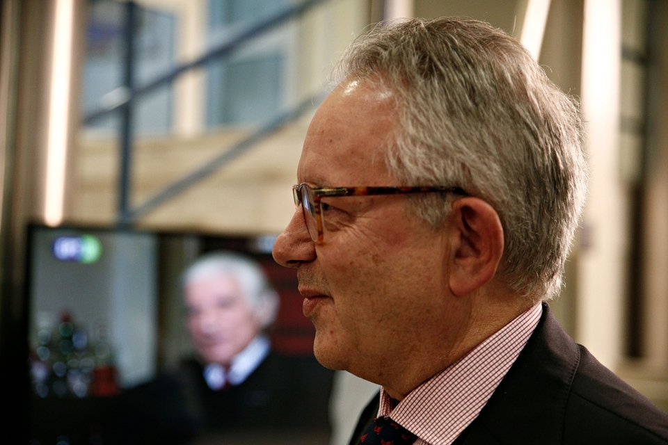 «Η καλύτερη απάντηση είναι η τηλεθέαση της ΕΡΤ την ώρα που μιλάει ο κύριος Τσιόδρας. Αυτό είναι μεγάλη υπόθεση για τους καραγκιόζηδες που πουλάνε τέτοια πράγματα» / Sooc Αλέξανδρος Μιχαηλίδης
