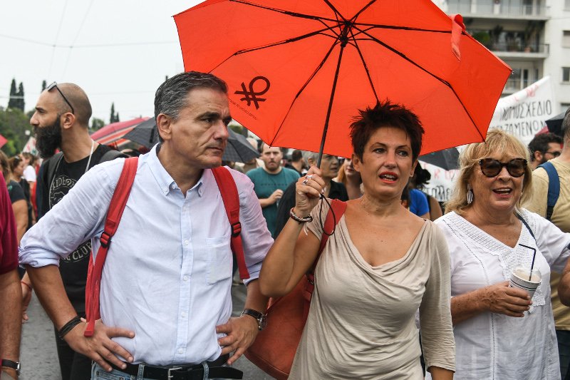 Ευκλείδης Τσακαλώτος και Αννέτα Καβαδία στην πορεία