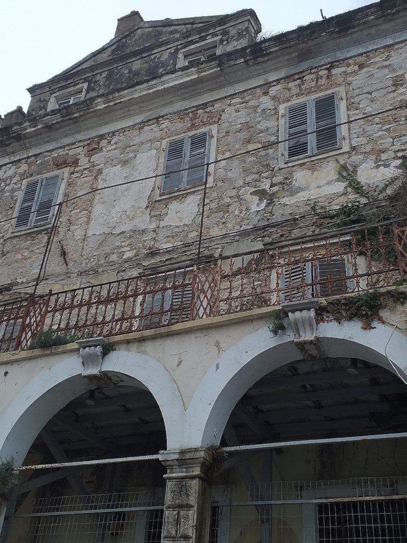 αρχοντικό του φημισμένου ζωγράφου Άγγελου Γιαλλινά