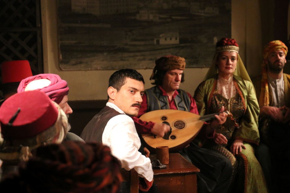 Ο Αργύρης Πανταζάρας έκανε εντατικά μαθήματα ποντιακής λίρας για τη σειρά «Κόκκινο Ποτάμι»